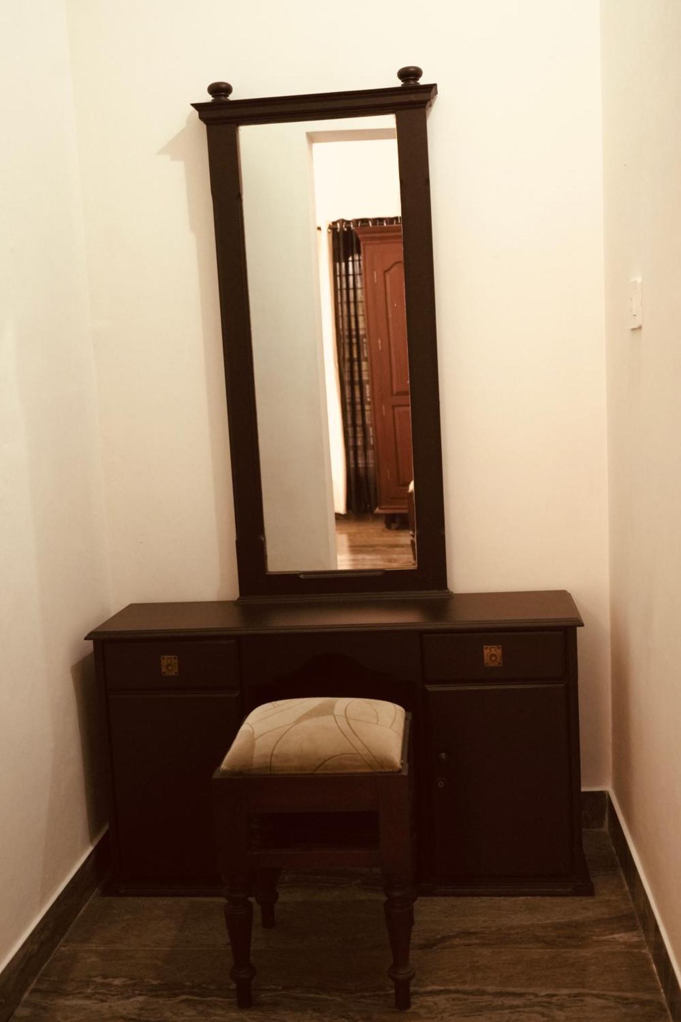 Daffodils Inn Alappuzha Экстерьер фото
