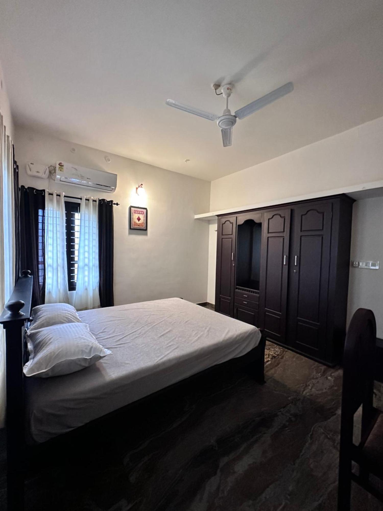 Daffodils Inn Alappuzha Экстерьер фото